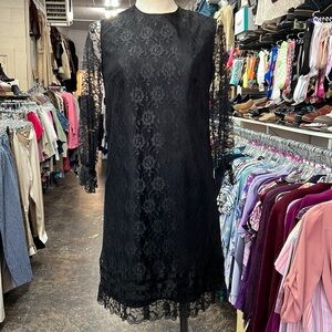 Vintage Vicky Vaughn Black Lace Dress Petite Junior Sleeveless Size S